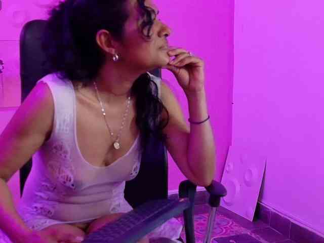 vanessa-7- webcam