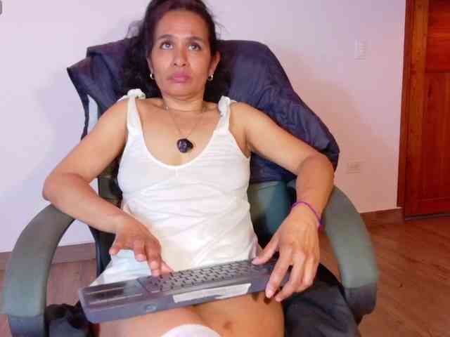 vanessa-7- vanessa-7-