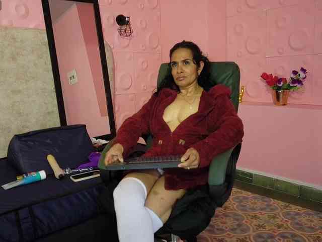 vanessa-7- webcam