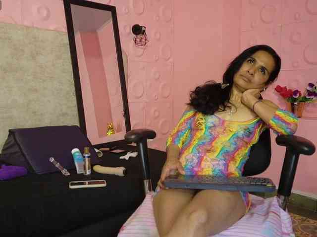 vanessa-7- webcam