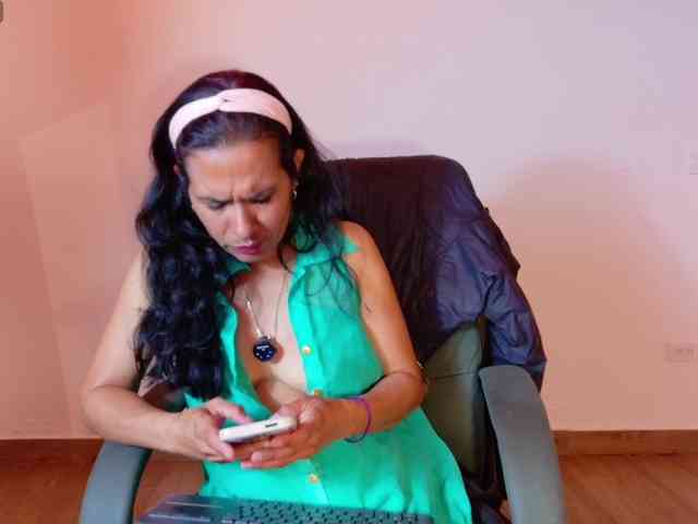 vanessa-7- vanessa-7-