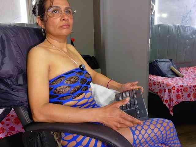 vanessa-7- vanessa-7-