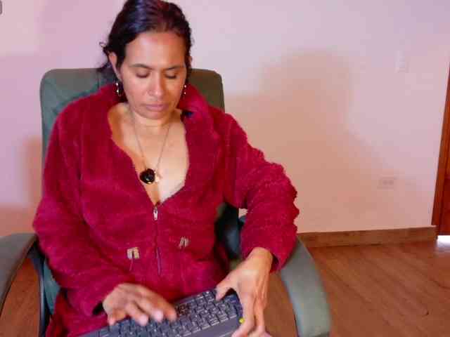 vanessa-7- vanessa-7-