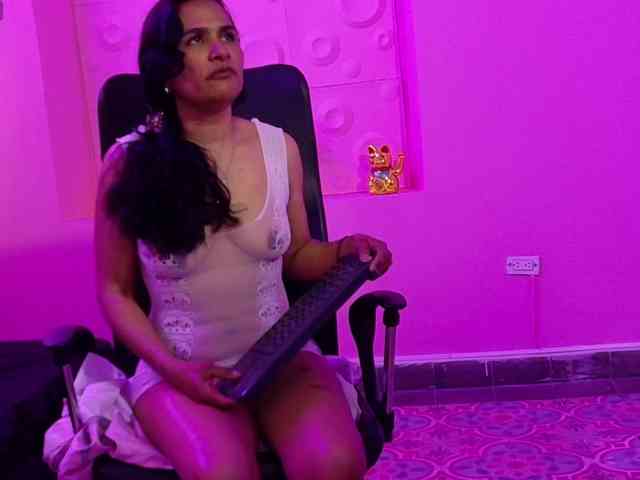 vanessa-7- webcam