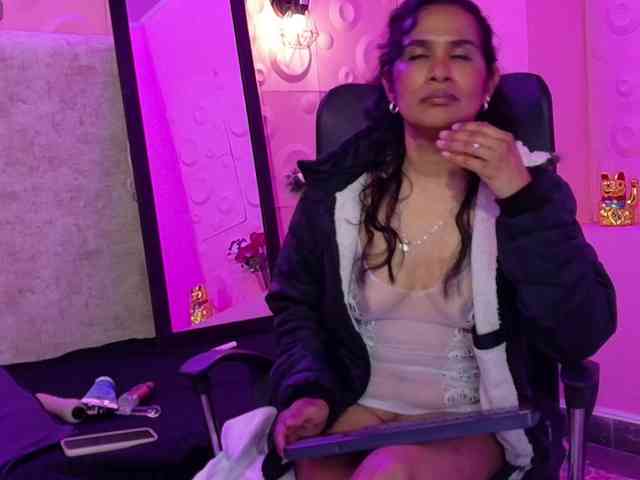 vanessa-7- webcam