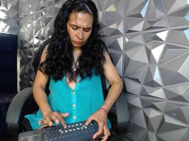 vanessa-7- vanessa-7-