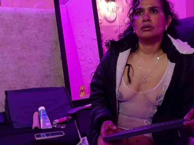 vanessa-7- webcam