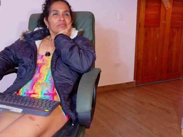 vanessa-7- vanessa-7-