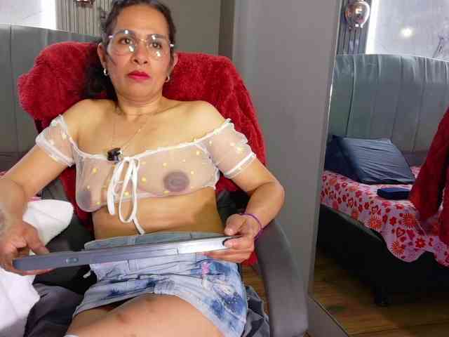 vanessa-7- vanessa-7-