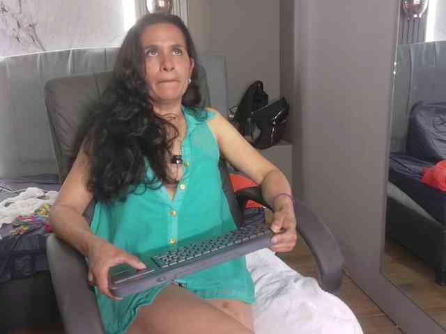 vanessa-7- vanessa-7-