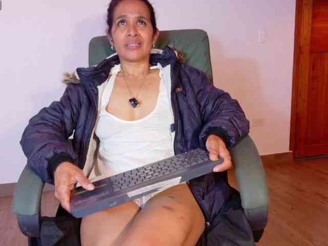 vanessa-7- vanessa-7-