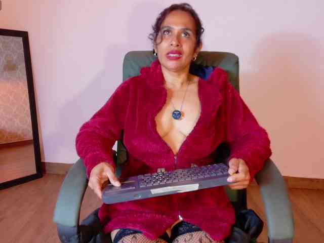 vanessa-7- vanessa-7-