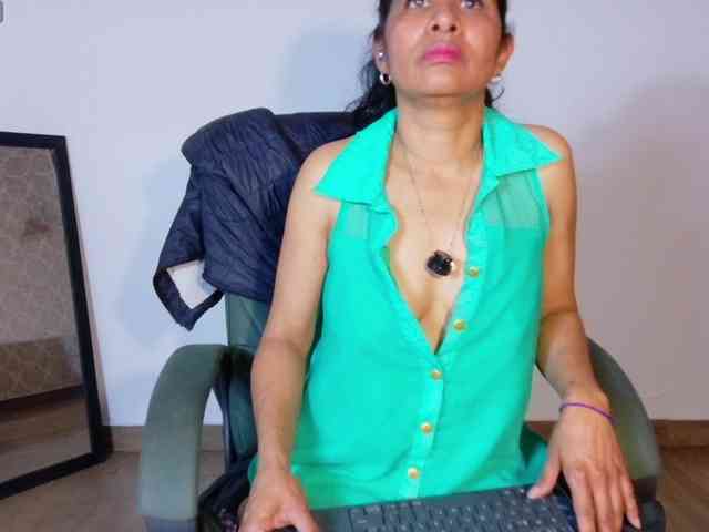 vanessa-7- vanessa-7-