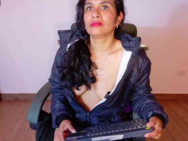 vanessa-7- vanessa-7-