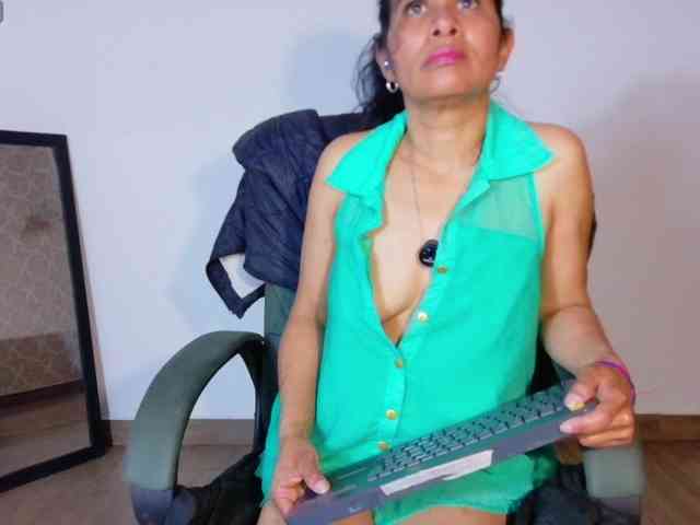 vanessa-7- vanessa-7-