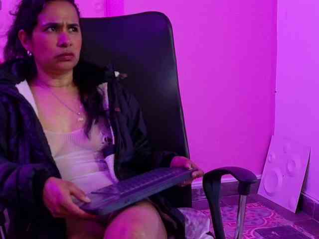 vanessa-7- webcam