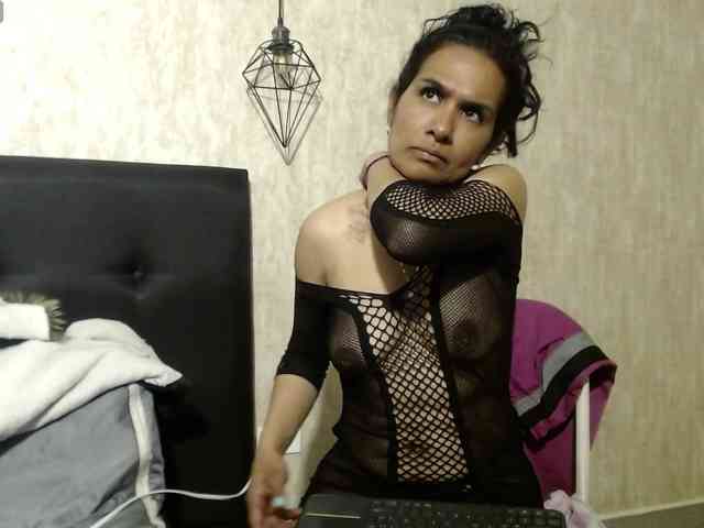 vanessa-7- webcam