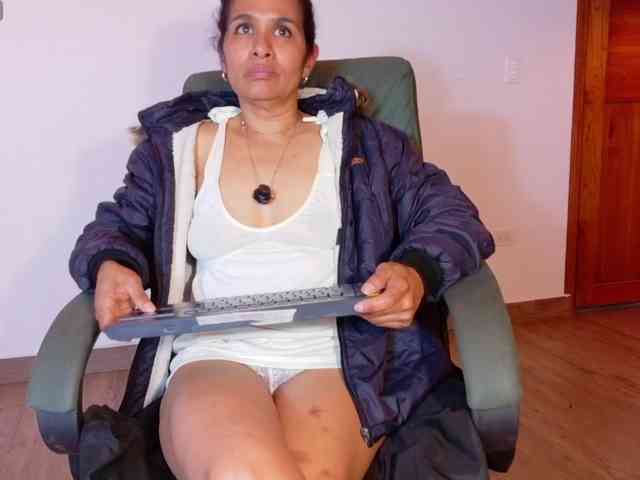 vanessa-7- vanessa-7-