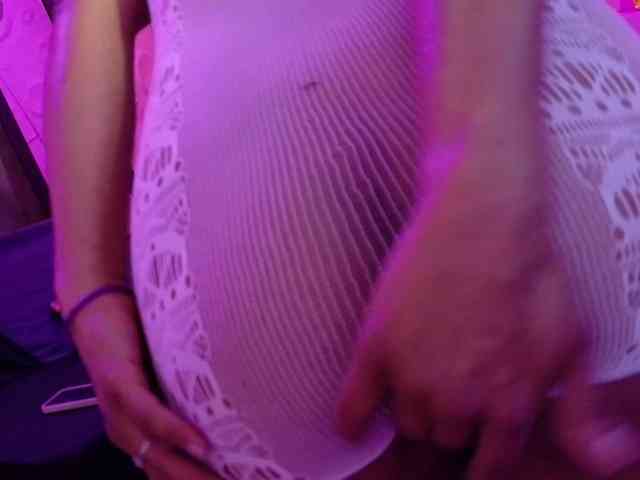vanessa-7- webcam