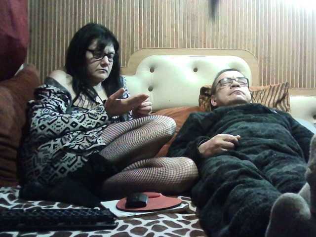 coupleofcoolx's BongaCams show and profile