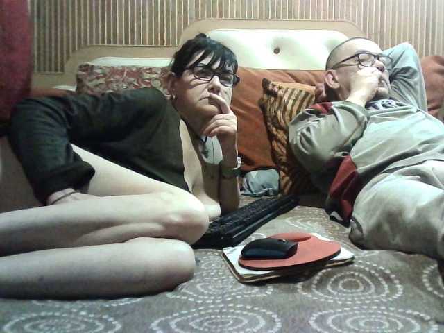 coupleofcoolx's BongaCams show and profile