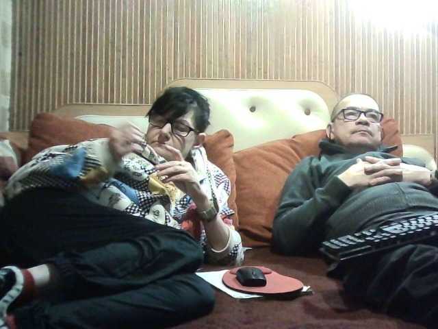 coupleofcoolx's BongaCams show and profile