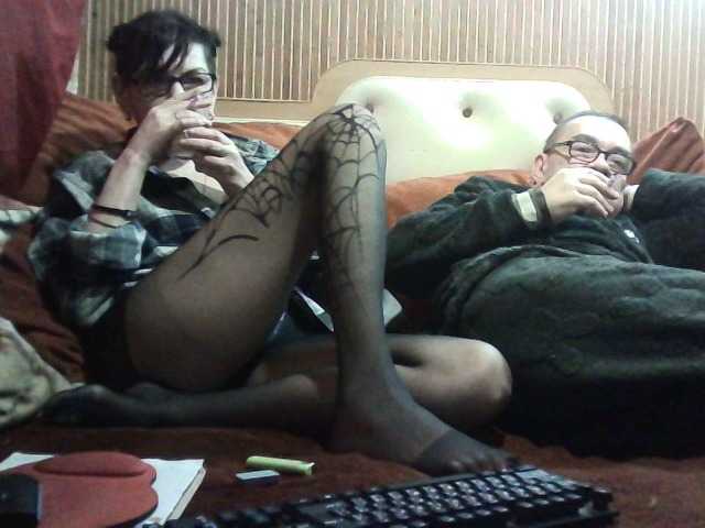 coupleofcoolx's BongaCams show and profile