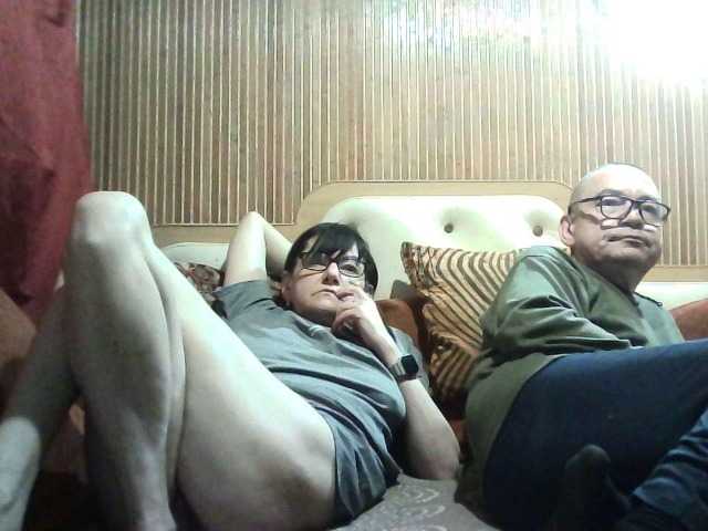 coupleofcoolx's BongaCams show and profile