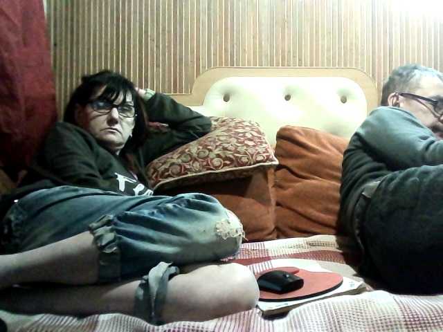 coupleofcoolx's BongaCams show and profile