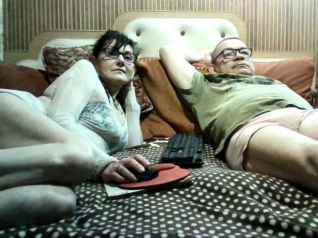 coupleofcoolx's BongaCams show and profile