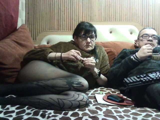 coupleofcoolx's BongaCams show and profile