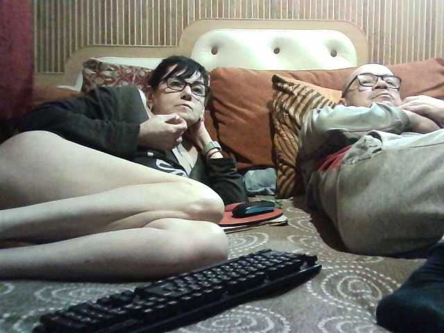 coupleofcoolx's BongaCams show and profile