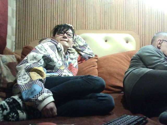 coupleofcoolx's BongaCams show and profile