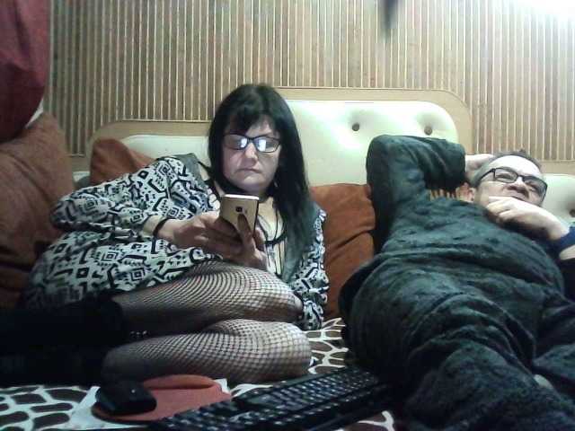 coupleofcoolx's BongaCams show and profile