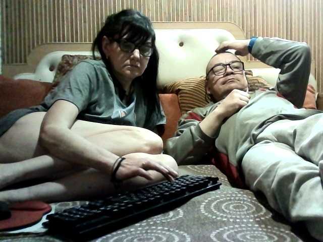 coupleofcoolx's BongaCams show and profile