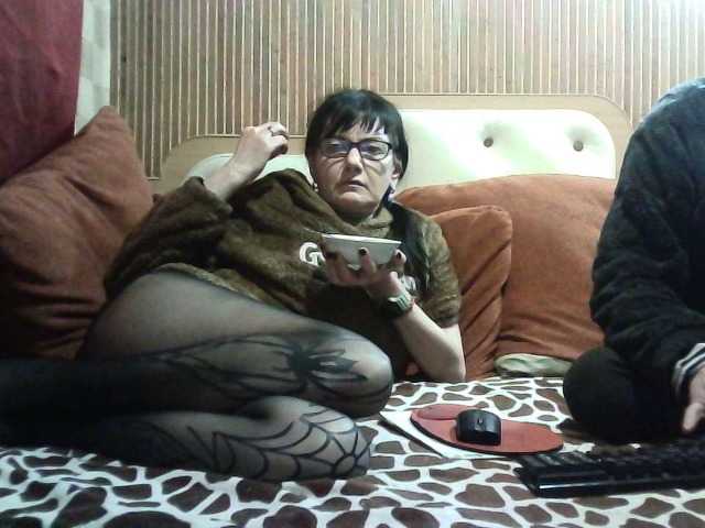 coupleofcoolx's BongaCams show and profile