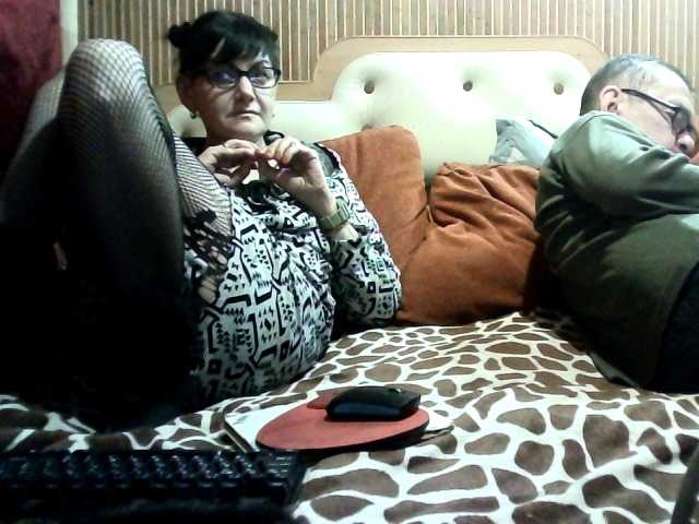 coupleofcoolx's BongaCams show and profile