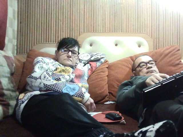 coupleofcoolx's BongaCams show and profile