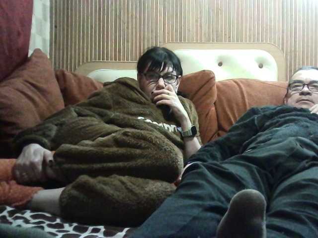 coupleofcoolx's BongaCams show and profile