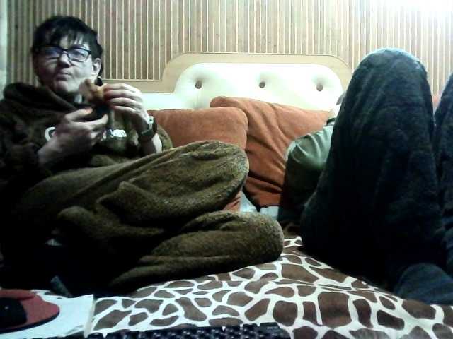 coupleofcoolx's BongaCams show and profile