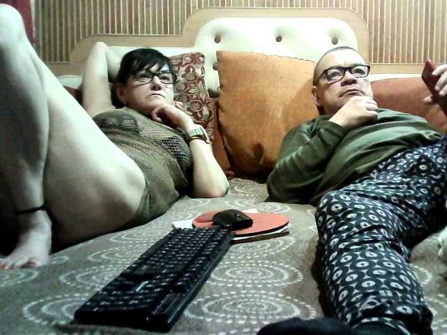 coupleofcoolx's BongaCams show and profile