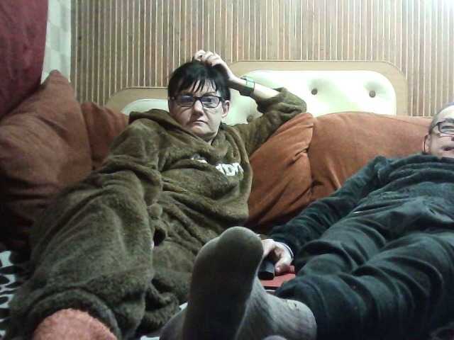 coupleofcoolx's BongaCams show and profile