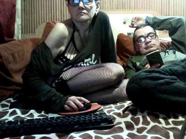 coupleofcoolx webcam