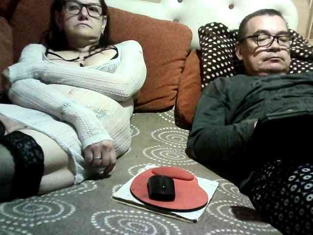 coupleofcoolx webcam