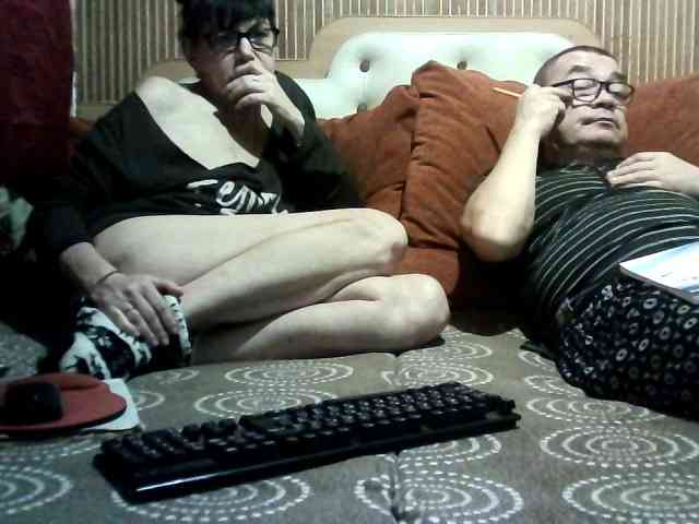 coupleofcoolx webcam