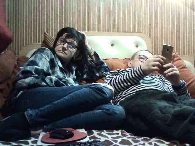 coupleofcoolx webcam