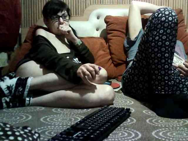 coupleofcoolx webcam