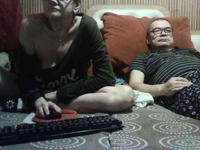 coupleofcoolx webcam