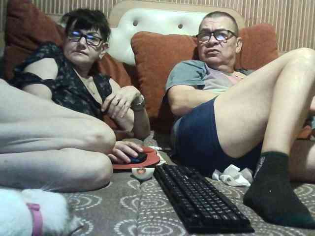 coupleofcoolx webcam