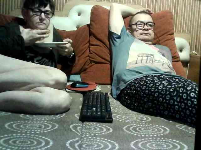 coupleofcoolx webcam